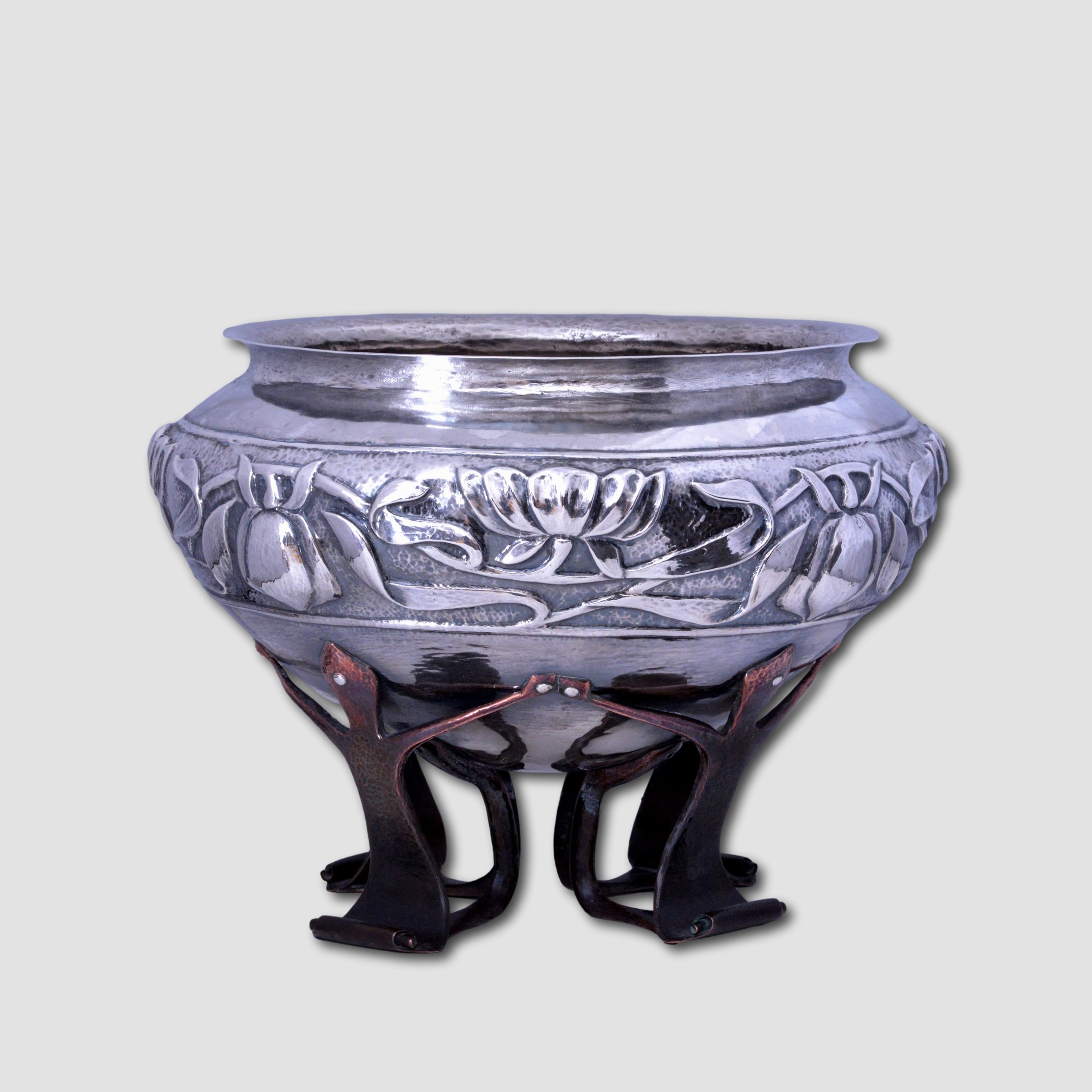 Large Oliver Baker copper and silver jardiniere - Image 2