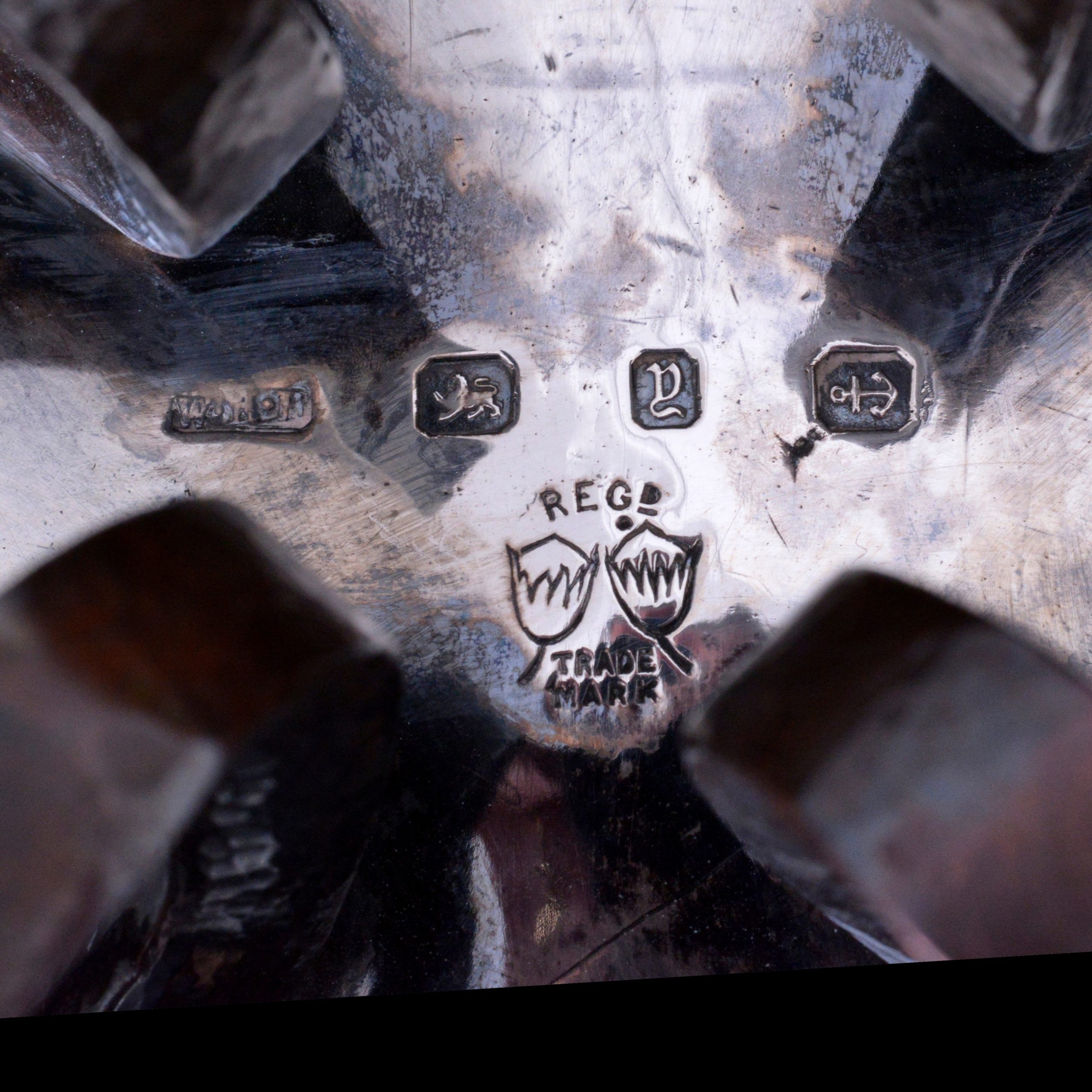 Large Oliver Baker copper and silver jardiniere - Image 4